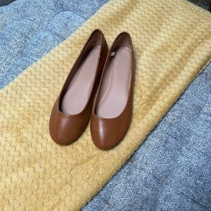 Brown faux leather ballet flats